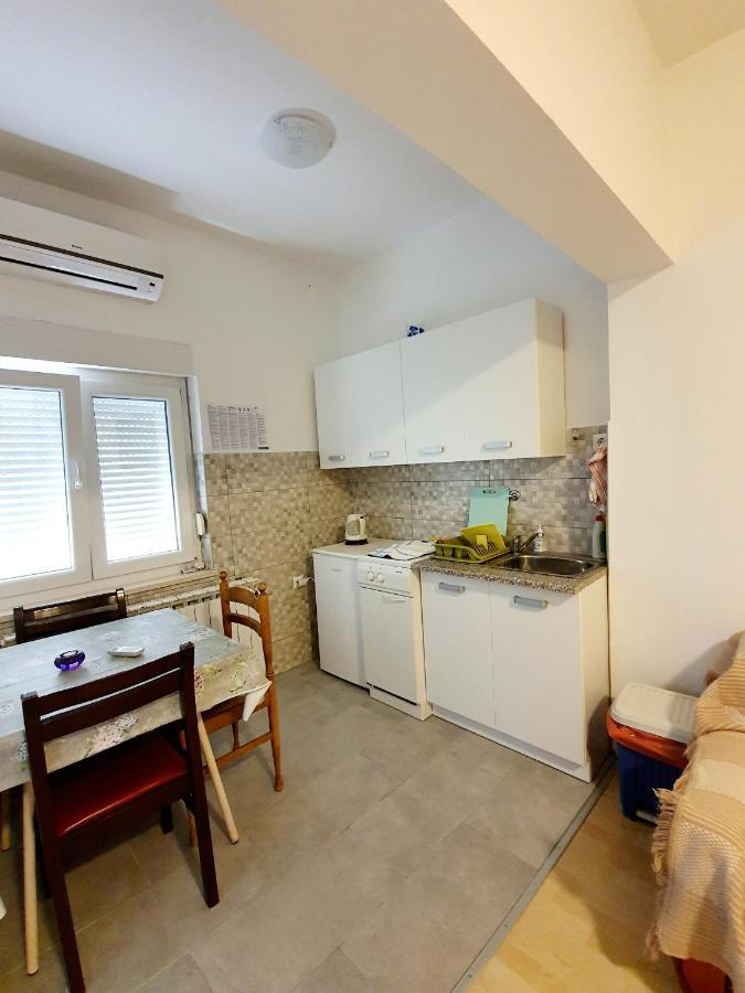 דירות סטאריגרד-פקלניצה Apartamani Katarina Vl.Ilija Jusup מראה חיצוני תמונה