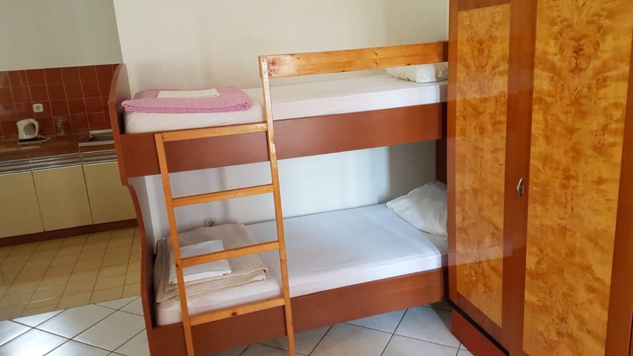 דירות סטאריגרד-פקלניצה Apartamani Katarina Vl.Ilija Jusup מראה חיצוני תמונה